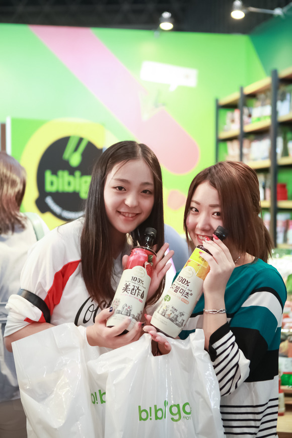 칠전팔기 끝에 미초를 손에 얻은 타바타케(17) 양과 시모구치(17) 양