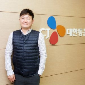 [인터뷰] 배송보다는 선물한다는 마음으로! CJ대한통운 택배운영팀 이규복 님