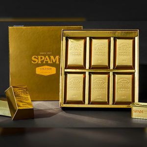CJ제일제당, 한정판 '스팸 골드바'로 MZ세대 정조준... 크림(KREAM)에서 첫 선
