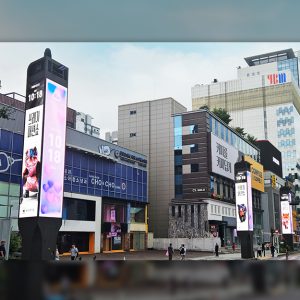  CGV, ‘쓰레기패션쇼’ 캠페인 G-LIGHT 송출