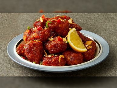 CJ제일제당 ‘고메 소바바치킨’, 2천만봉 판매 돌파… 매콤·짭짤한 마늘맛 신제품으로 포트폴리오 확대