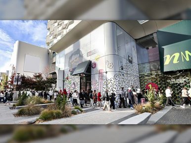 [트렌드리포트] 성수를 다시 그린 단 하나의 매장, ‘올리브영N 성수’의 1년