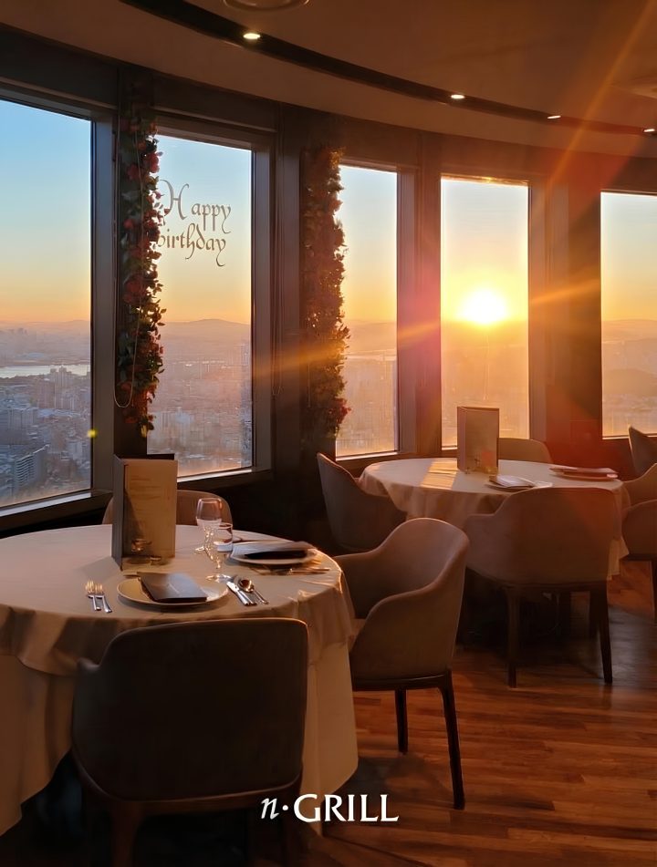 “서울 일출 명소에서 즐기는 특별한 미식 경험” CJ푸드빌 N서울타워, 2026년 새해 조식 메뉴 한정 운영