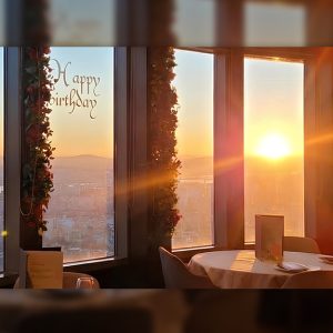 “서울 일출 명소에서 즐기는 특별한 미식 경험” CJ푸드빌 N서울타워, 2026년 새해 조식 메뉴 한정 운영