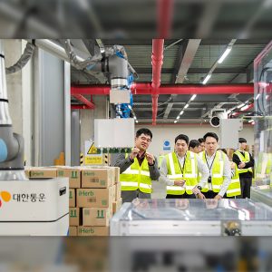 CJ대한통운 첨단 풀필먼트센터 찾은 CP 엑스트라…전방위 물류협력 ‘광폭행보’