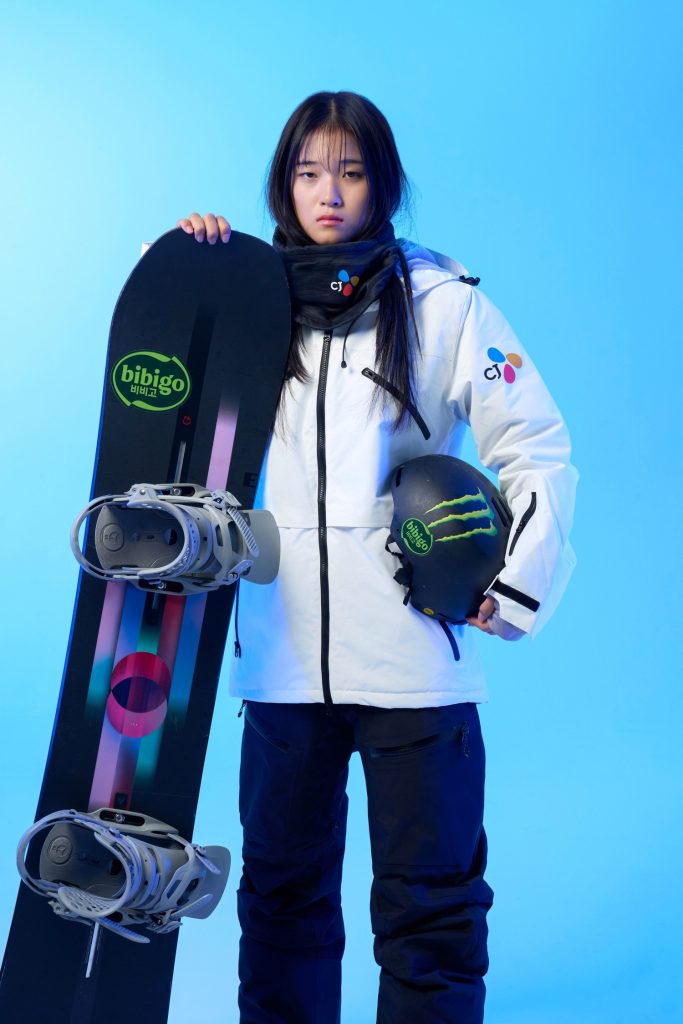 밀라노 올림픽에서 메달에 도전하는 TEAM CJ 최가온(스노보드 하프파이프).