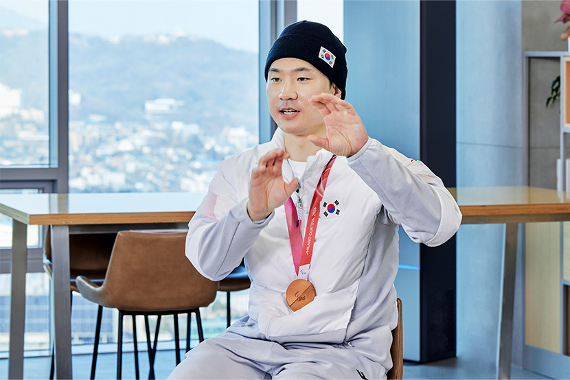 2026 밀라노·코르티나 동계패럴림픽 스노보드 남자 크로스 동메달리스트 이제혁 선수