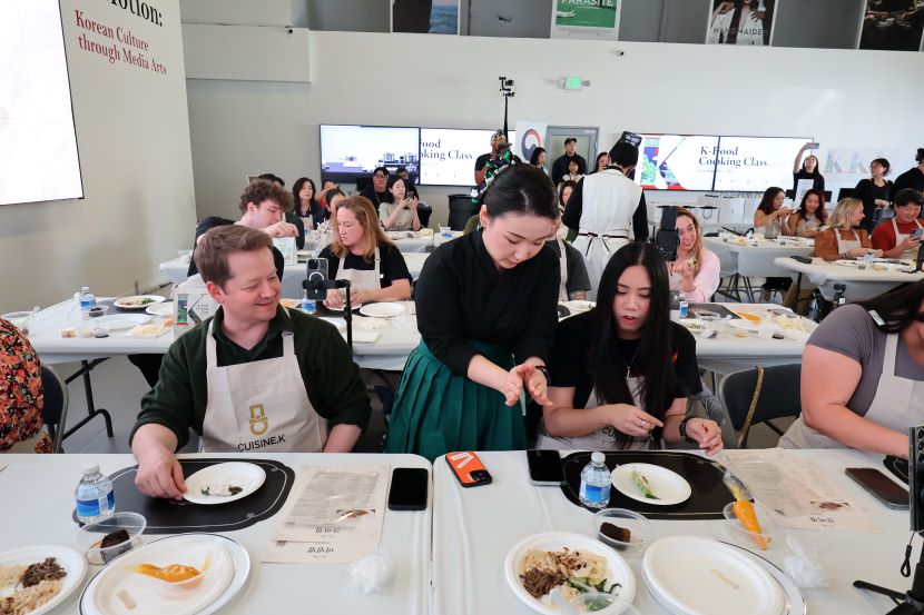미국에서 열린 K푸드 쿠킹 클래스 바이 퀴진케이 현장