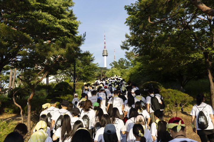 CJ푸드빌, ‘N서울타워 글로벌 나이트 워크’ 첫 날에만 1000여 명 모이며 남산 대표 글로벌 여름 축제로 자리매김