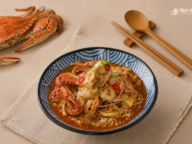 “서해안 여행길에 꼭 맛보세요” CJ프레시웨이, 행담도휴게소 신메뉴 ‘꽃게 라면’ 출시