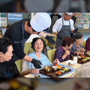 CJ프레시웨이, 노인의 날 맞아 지역 어르신에 식문화 나눔 실천